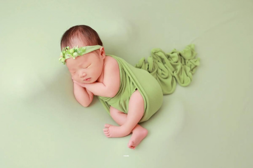 西宁宝宝下眼袋发青的原因